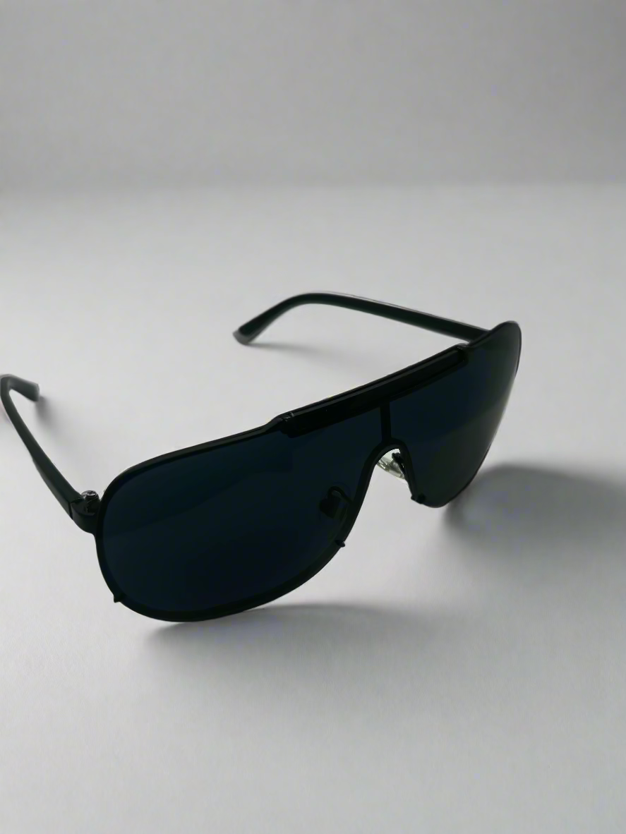 Monroe | Noir Sunglasses